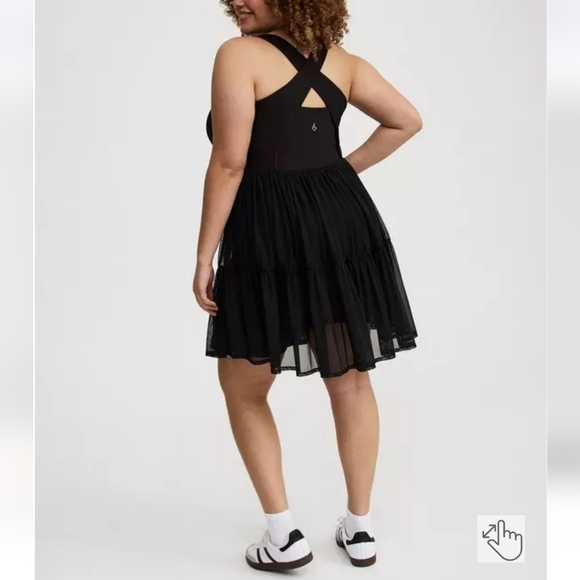 Torrid 0 Performance Core Mesh Ruffle 2fer Active Dress‎ - Picture 3 of 10